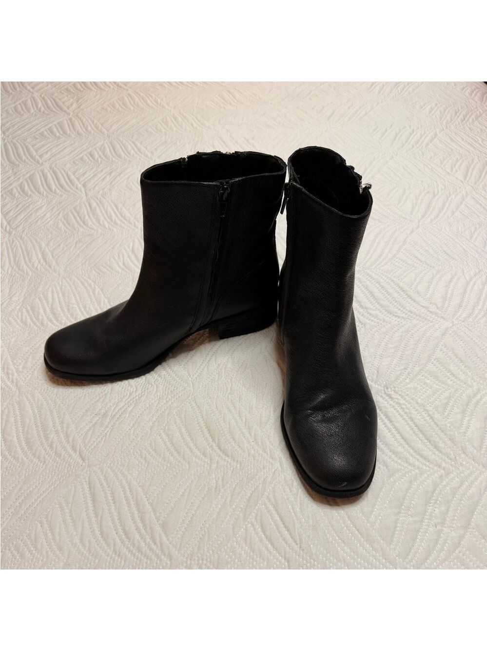 Lucky Brand Branardi Women’s Black Leather ankle Boots. Size 10